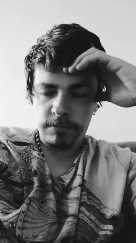 #randomvideos #boredom #boredaf #beatles #beatlesmashup #vibing #vibingalonecheck #pagan #wiccan