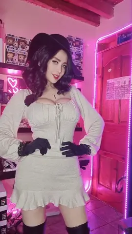 Bonito diaaa:3 #ladydimitrescu #foryou #parati #cat #cosplay #cosplay
