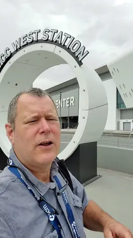 hidden loop Las Vegas convention center #awfs #lasvegas #lasvegasloop