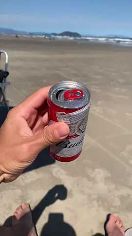 Ahhhhhhh to com Depressão!!!!! Minnn ndiiii raaaaaaa! #buduvieser #cerveja #beer #beach #meme #praia #lazer #fy #fypシ #foryoupage