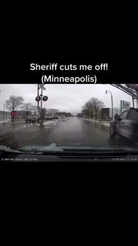 #police #closecall #fyp #cars 