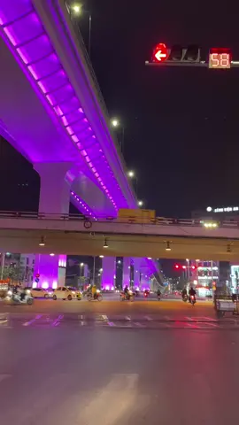 Video gốc đoạn ngã tư Vọng đây ạ, các bác có thể tải về và chỉnh sửa theo mong muốn ạ, chèn nhạc gì mà chờ đợi vào ạ 😂 (insta: tiep_phung)