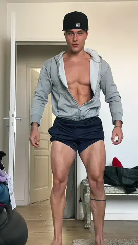 Je rase mes jambes 