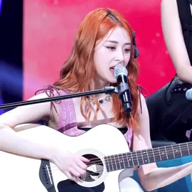 Yunjin - kill bill by SZA (cover) I LOVE HER SM!! #huhyunjin #lesserafim #kpop #kpopfyp #viral 