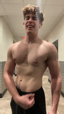 Fillin out #fyp #gym #natty 