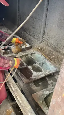 Production process of cultural stone#culturalstone #facingbrick #decorativematerial #exteriorwalltile #tiktok #LightCultureStone #stone #حجراصطناعي @TikTok 