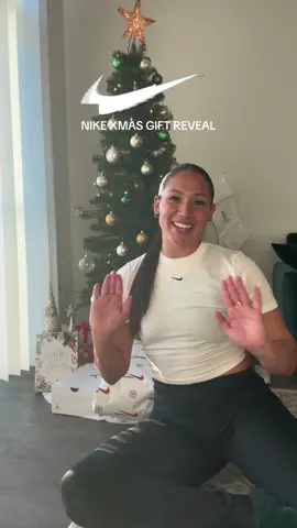 thankful for my nike family 🎁🎄❄️ #merrychristmas #nike #swoosh #jordans #athlete 