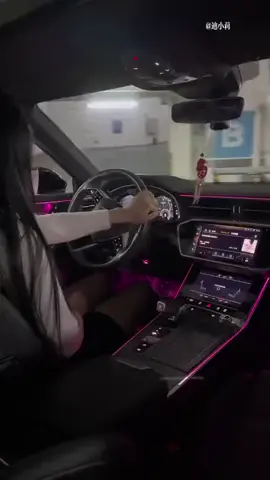 Driving❤️#foryou #foryoupage #viraltiktok #usa #usatiktok #carlovers #officilvideo 
