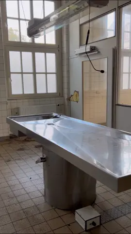 Exploring an eerie abandoned pathology school with twin grimey autopsy tables, an orignal autopy theater, and the biggest morgue we have ever seen! Full Video at Abandoned Central!  #abandonedmorgue #abandonedschool #pathology #death #eerie #creepy #abandonedgermany #germany #exploregermany #abandonedcentral 