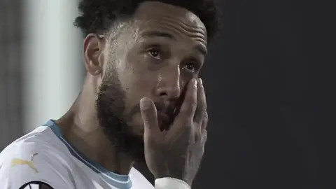Les larmes de Pierre-Emerick Aubameyang au coup de sifflet final…💔😭 #football  #pourtoi  #fyp #sad #viral 