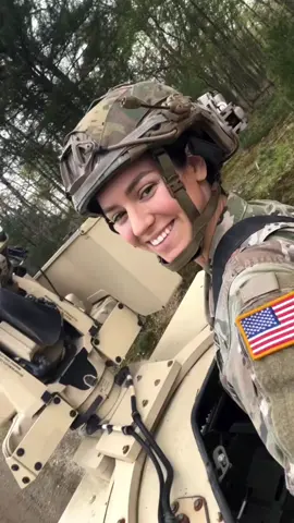#military #usarmy #airforce #usnavy #marinecorps #armygirl #militarywomen #foryou #fyp 