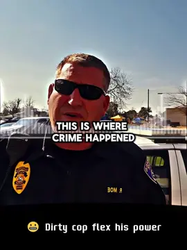 That cop is on a power trip 👮