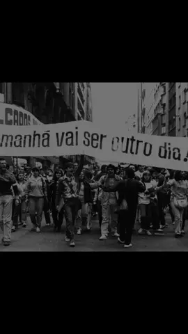 Apesar De Você - Chico Buarque #letras #musica #lyrics #mpb #chicobuarque