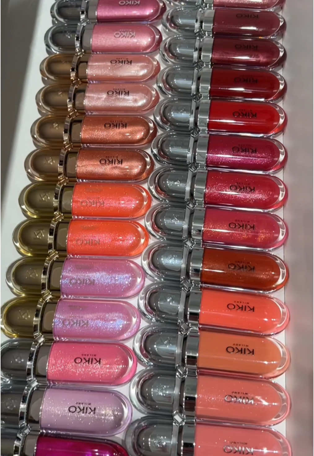 @yourBA💄’s #KIKO3DHydra Lip Gloss collection is all about #glossy perfection! 🤩 Add dazzling shine to your #lips and shop yours now with #KIKOBlackFriday: Buy 3, get 3 FREE! ✨ #KIKOMilano #blackfriday #makeup #viralmakeup #beauty #BeautyTok #KIKOLips #glam #lipgloss #gloss 