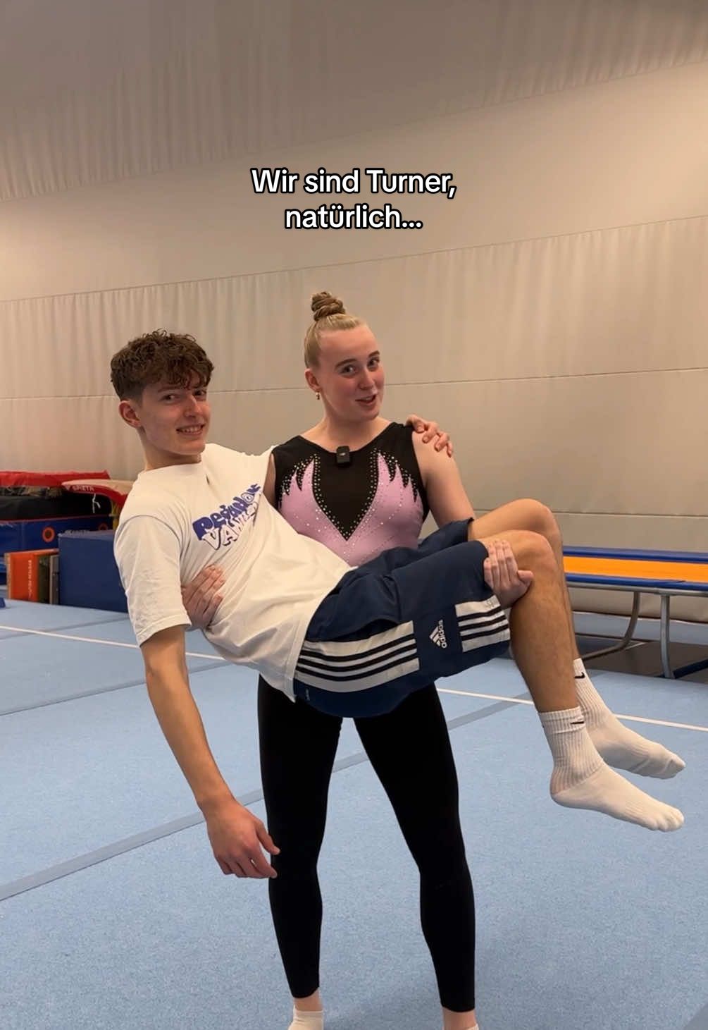Was fällt euch noch ein?😂 @Merle Loosen @Tom Werner #gymnastic #gymnast #relatable #turnen 