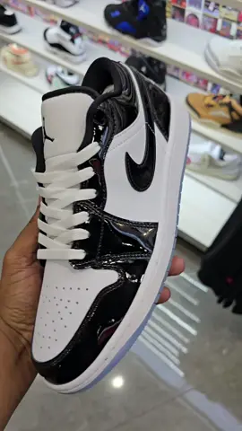These Air Jordan 1 Low Concord is now available on the #tiktokshop Click on the #shoppingcart and see if your size is still available on the #tiktokshop #airjordna1low 