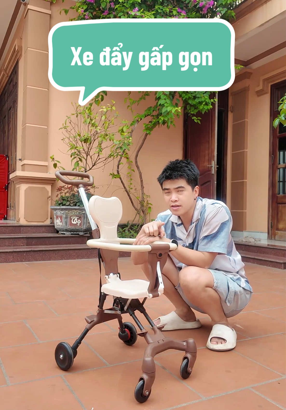 Review xe đẩy gấp gọn cho bé #sonsovo #bobimsua #dailyvlog #mevabe #muataitiktok #muataitiktokshop 