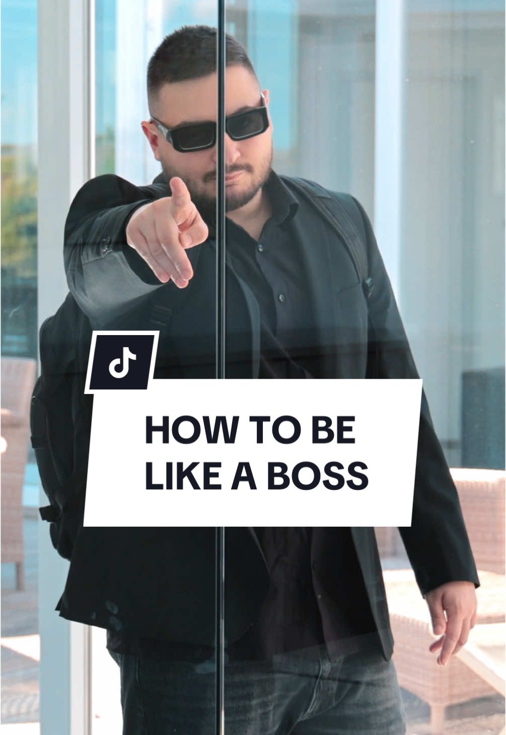 Was passiert, wenn sich im Office die Machtverhältnisse verschieben … #drbauer #letsskipthebla #parodie #satire #letsskipthebla #sketch #comedy #büro #marketing #boss #likeaboss #firstlevelsupport 