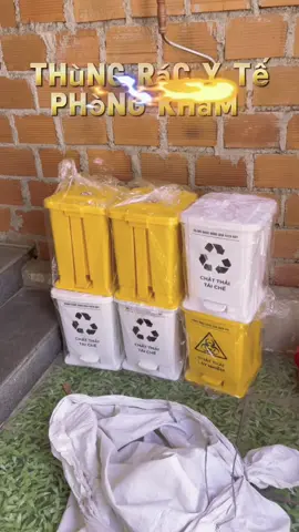 Thùng rác y tế đạp chân 10l 15l 25l đủ màu 