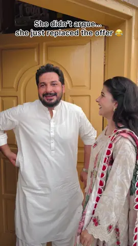 She didn’t argue… she just replaced the offer 😂 #hariscomedy 
