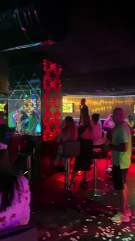 #gürcistan #batumi #clup #inturist #gecehayatı #eğlence #dansshow 