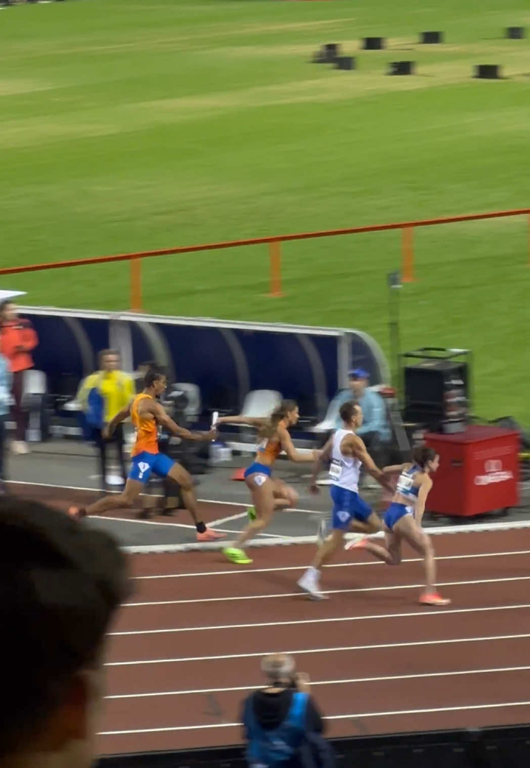 4x100m mixed 🤝🏼 @Onyema™  Racing at @Wanda Diamond League Brussels 💎