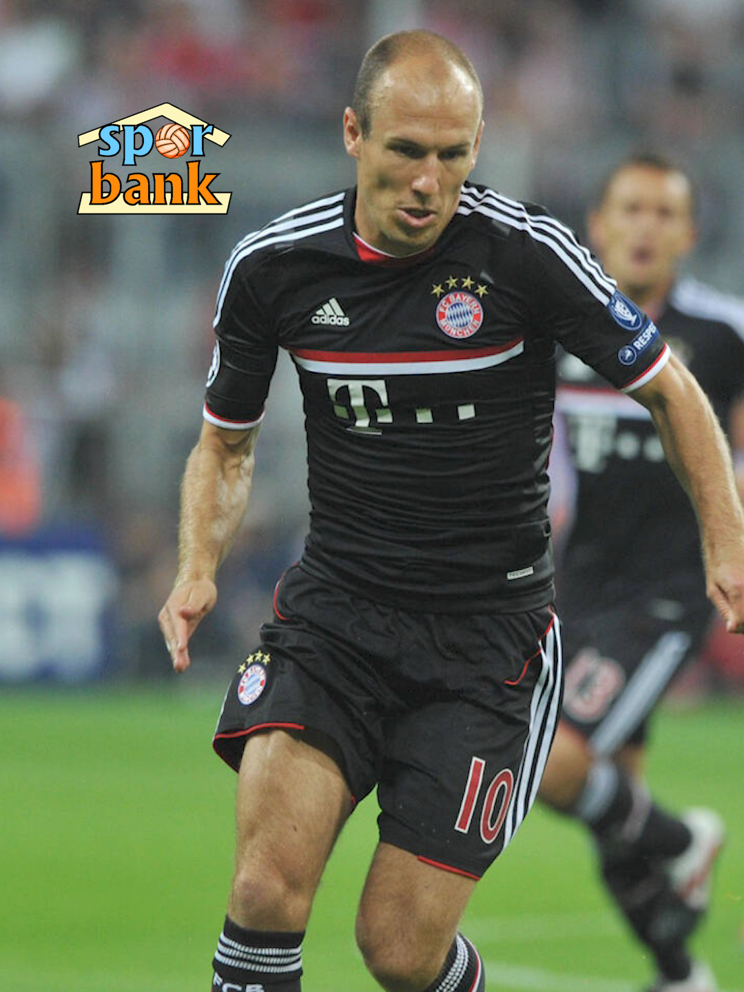 Sizin çekeceğiniz kuranın... Şampiyonlar Ligi play-off turunda Bayern Münih ile eşleşen Zürich Şampiyonlar Ligi'nde bazen play-off turuna öyle takımlar denk geliyor ki adeta bölüm sonu canavarı ile daha ilk turda eşleşiliyor. #bayernmünih #zürich #şampiyonlarligi #öneleme #takımotobüsü #sporbank