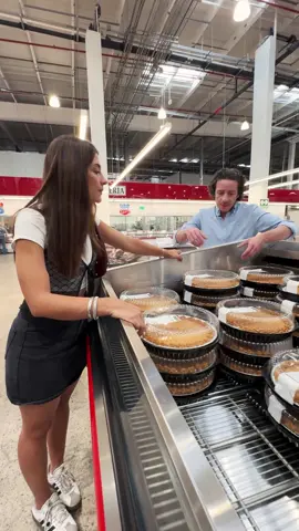Los revendedores del costco @Darío Rocas  #humor #comedia #costco #costcotiktok #katyaepq 