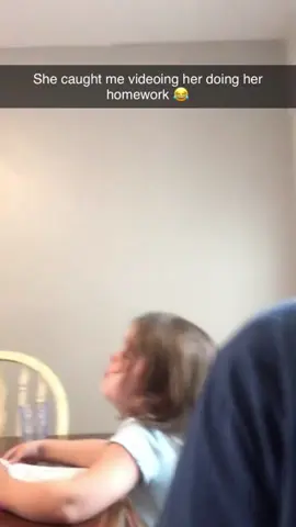 The child doesn’t want to do homework.😂#fyp #foryou #funnyvideos #baby #funnytiktok 