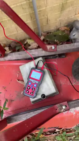 This is an underground wire finding kit. It will help you find buried wire and cable in your ground. #tools #cablelocator #wirelocator #tooltok #toolsofthetrade 