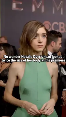 No wonder Natalie dyer’s head looked twice the size of her body at the premiere #news #foryou #fyp #breakingnews #tikok #usa🇺🇸 