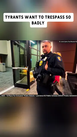 #1stamendment #copsontiktok #policeofficer #auditingamerica #karen 