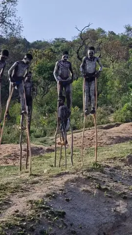 Banna tribe boys walking on stilts Omo Valley Ethiopia. . 📽️ @mamaruethiopiantours . . #Ethiopia #OmoValley #omoriver #omoadvisor #tribe            