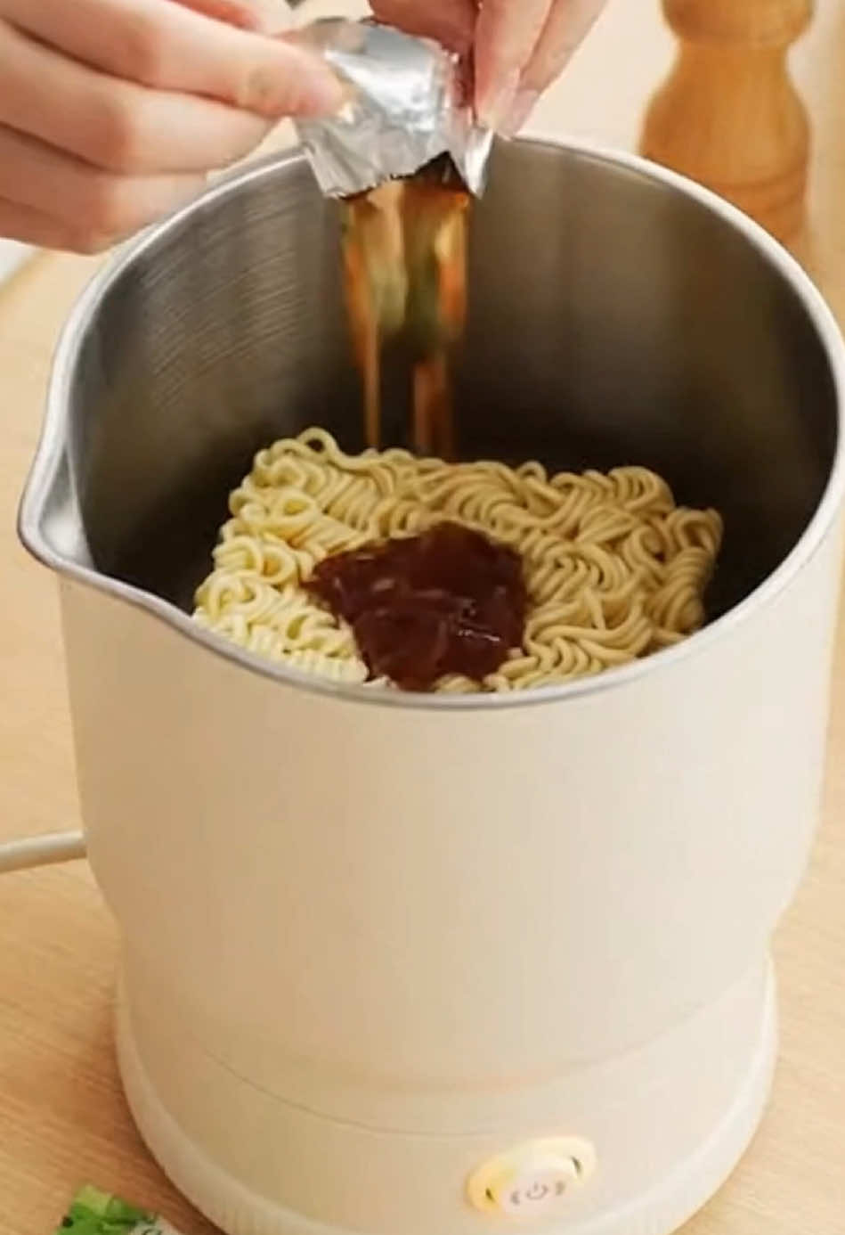 #tiktokmademebuyit #foodtiktok #minicooker 