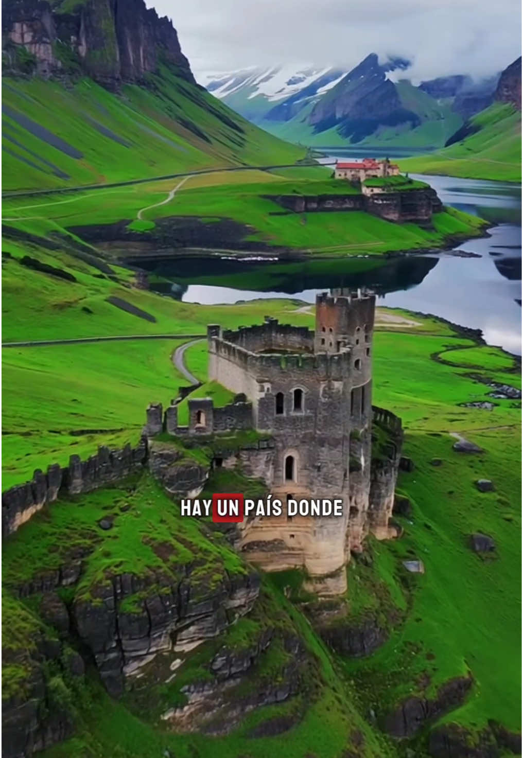 Escocia parece un set de película: castillos sobre rocas volcánicas, las Highlands salvajes, el misterioso Lago Ness y la magia de la Isla de Skye. En este video te llevo por los paisajes más impresionantes del país, entre leyendas, historia y naturaleza extrema. #TikTokCreatorSearchInsightsIncentive #escocia #viajes