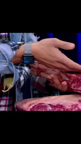 @netaobombeef descobriu um novo tipo de corte #netaobombeef #netaoclipfy #clipfyleague #carne #thenoite 
