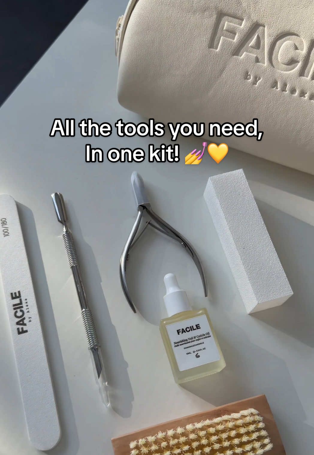 Everything your manicure needs, in one pouch! Designed for everyday use 💅💛 #nailtools #nailcare #nailcaretips #nailroutine #beautytools 