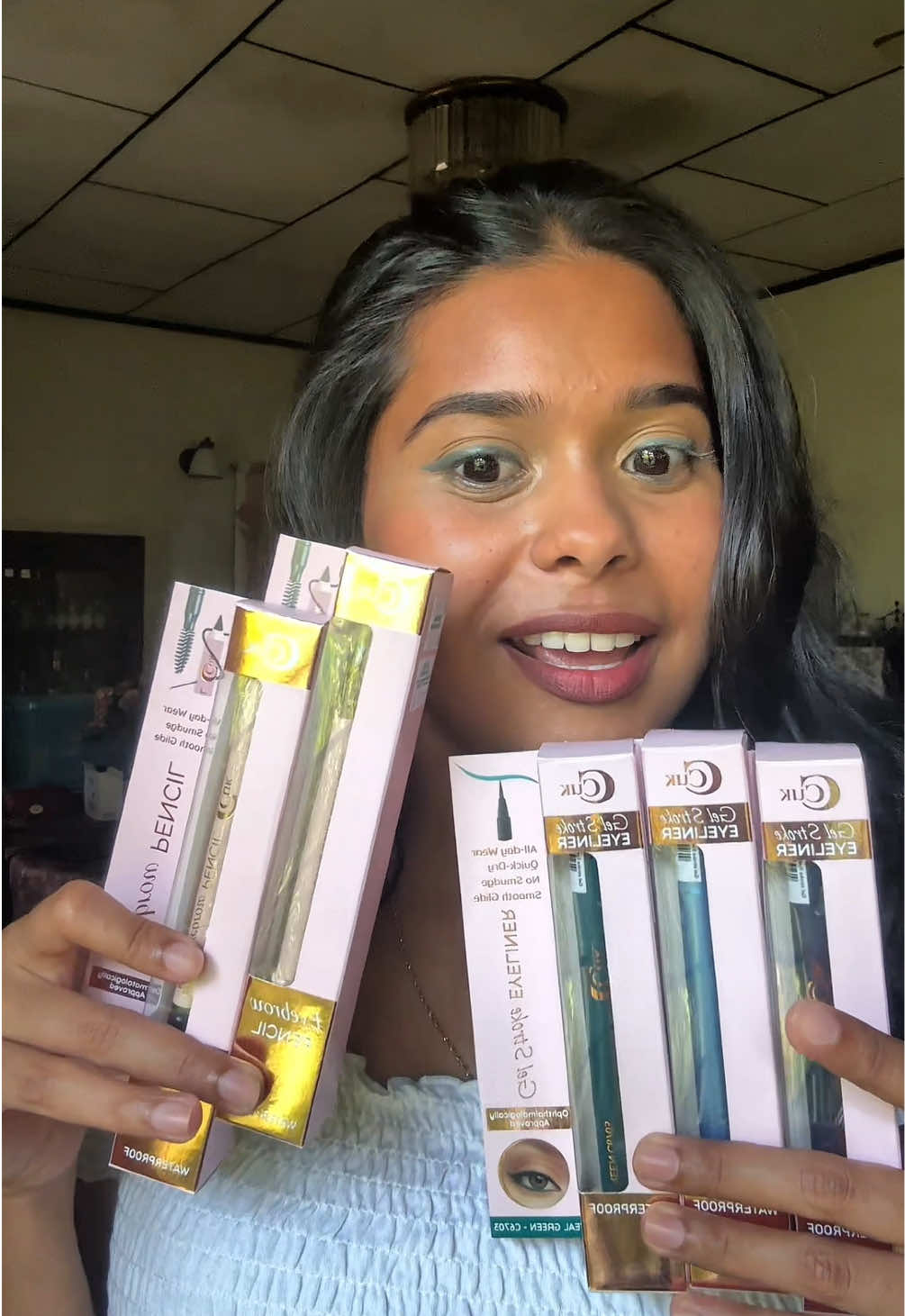 Finally got my hands on the new @British Cosmetics gel strokes eyeliner & eyebrow pencils❤️ #geleyeliner #eyebrowpencil #makeup #britishcosmetics #fyp 