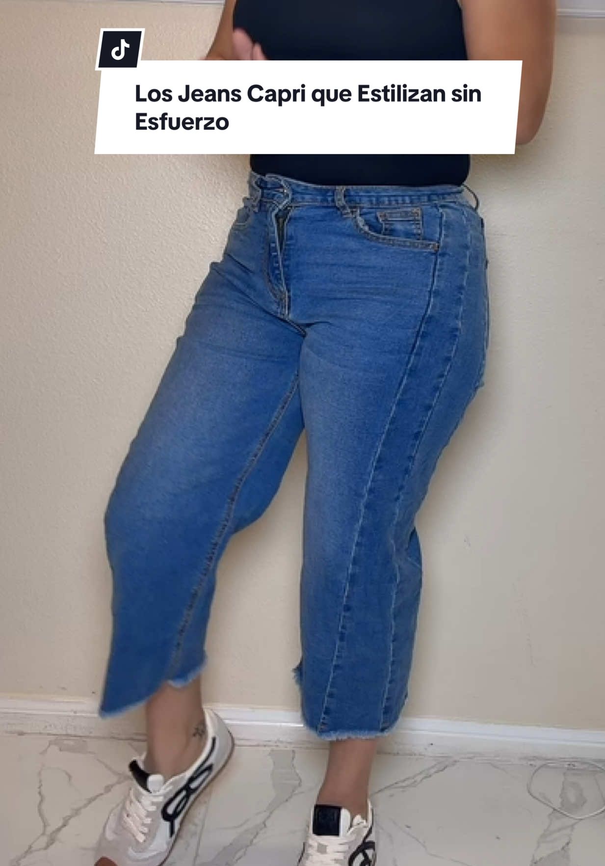 👉 Comodidad y estilo en un solo jean 💫 Perfectos para looks casuales y modernos. #DenimStyle #WomensFashion #EverydayOutfit #CasualLook #StyleEssentials