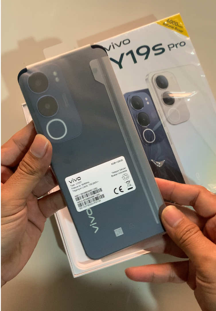 Unboxing Vivo Y19s pro Black ❤️ handphone vivo terbaru cakep 🥰 #vivoy19s #hpbaru #unboxing #hp1jutaan 