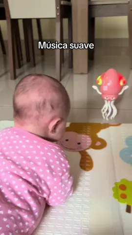 Aprovado por aqui! 🩷 Tummy time mais divertido #brinquedo #tummytime #maternidade #bebe 