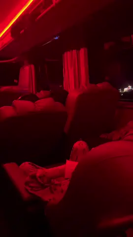Peaceful journey in daewoo express 🤗💙⚜️#daewooexpress01 #creatorsearchinsights #fyp #foryoupage #viralvideo 