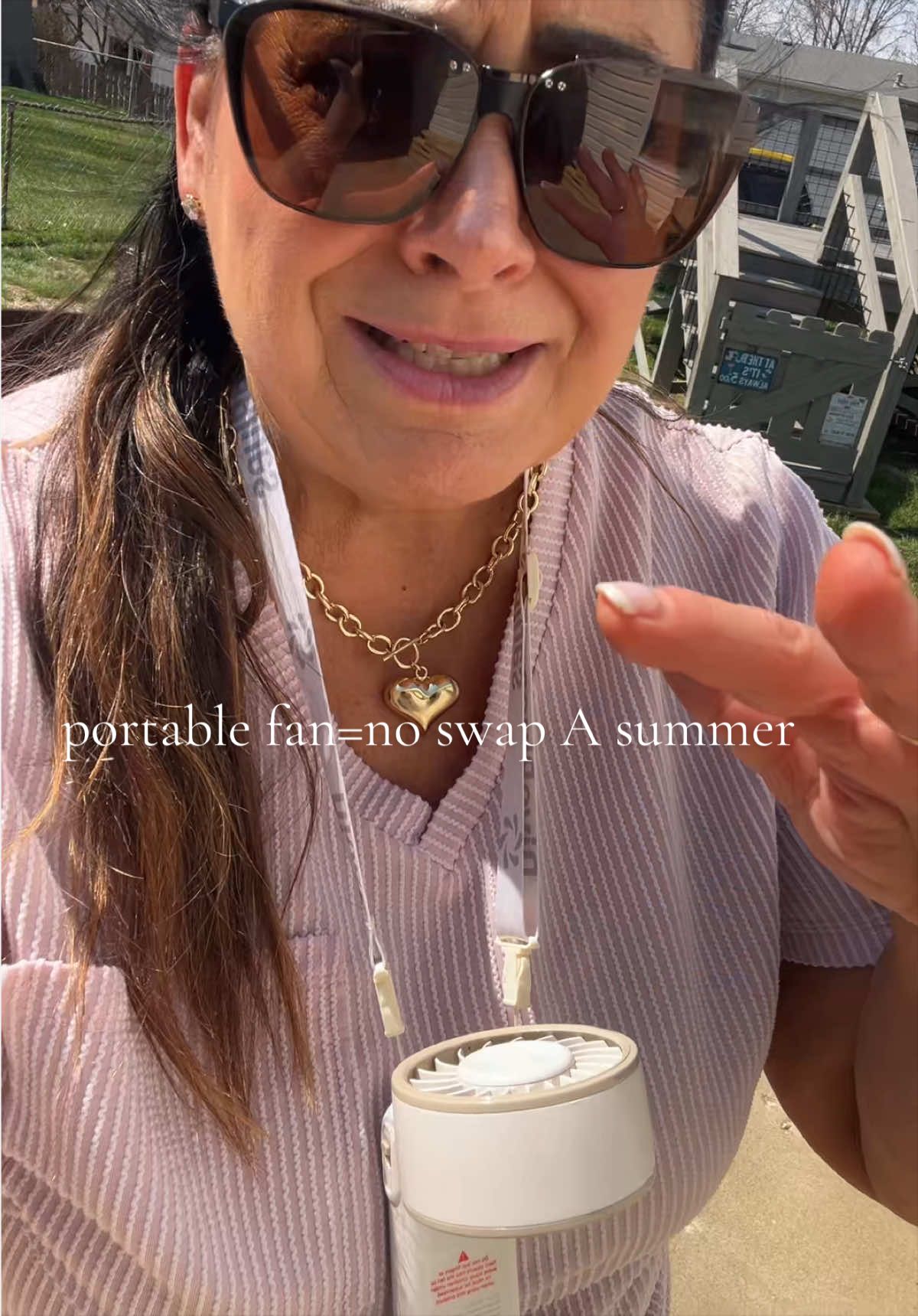 Summer must-have for staying cool this summer @Ocoopa&Diveblues #tiktokshopcreatorpicks #fan #portablefan #handheldfan #summeressentials 