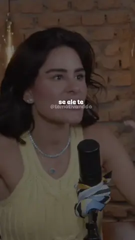 @Natalia Beauty | Se ele te diminui, se te controla, se destrói tua autoestima… a pergunta é: você vai se trair ou vai se escolher? Porque permanecer em algo assim é, aos poucos, abrir mão de quem você é para sustentar algo que te machuca. Ninguém merece viver se sentindo menor, insegura ou presa. Amor não é controle, não é desgaste, não é dor constante. Quando você se escolhe, você entende que não pode aceitar menos do que respeito, paz e reciprocidade. Pode não ser fácil sair, pode doer, pode dar medo. Mas se abandonar dói muito mais. No fim, se escolher não é egoísmo — é sobrevivência emocional ✨ #motivação #reflexao #nataliabeauty #nataliaclipfy #clipfyleague 