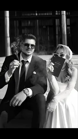 Orijinalinden Daha Havalı! 🎞️ AI ile Nikah Akımı Nasıl Yapılır? Şöyle bir fotoğraf çektiremezsem bana da yazıklar olsun diyenler burada mı? 💍✨ Artık stüdyoya, çekime, binlerce lira harcamaya gerek yok. Sosyal medyayı kasıp kavuran o meşhur 