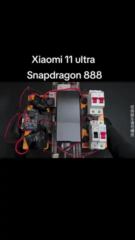 Xiaomi 11 ultra Trang bị cho Snapdragon 888 bộ tản nhiệt card đồ họa và hai viên pin dung lượng lớn. #fyp #douyin #xiaomi #xiaomi11ultra #camera 
