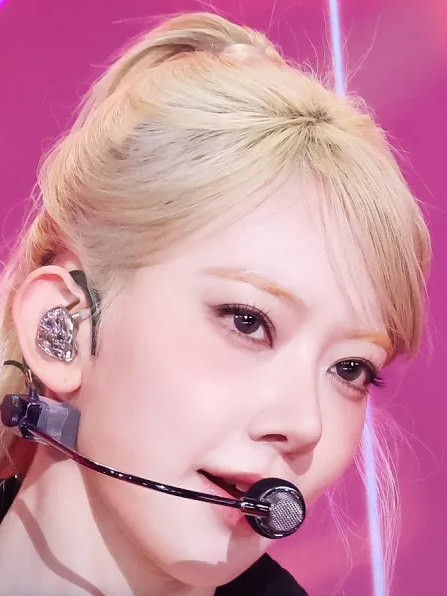 CELEBRATION - LE SSERAFIM Sakura Fancam - Music Bank 260424#lesserafim #SAKURA #CELEBRATION #kpop #Fancam