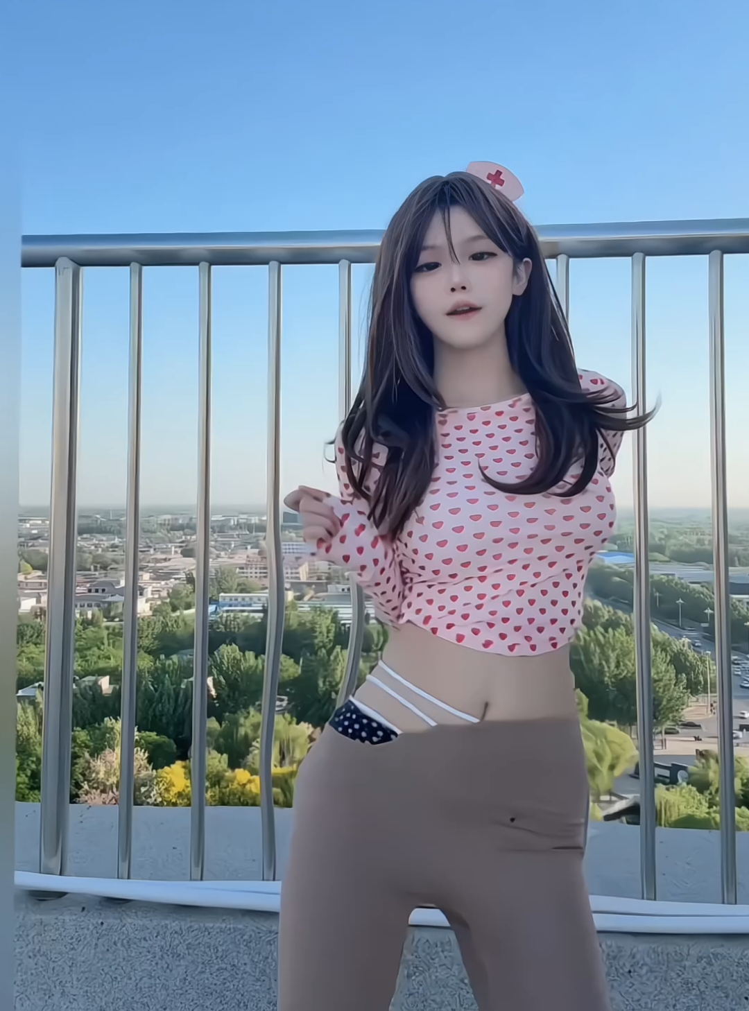 #萱福晋 #户外纯风 #少女身材 
