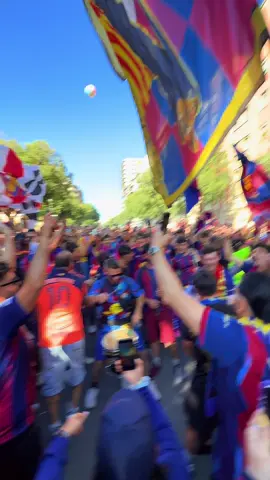 من الكامب نو يبدأ الجنون 🔥 * “Visca Barça forever 🫀💙❤️”#barca #🏆 #برشلونه @fcbarcelona @LALIGA 