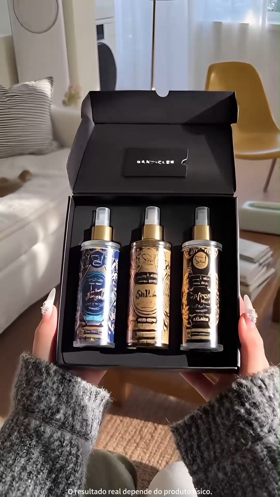 Kit 3 Body Splash Masculino árabe. Esse kit está chamando atenção. São 3 fragrâncias maravilhosas pra você usar no dia a dia. A fixação na pele é perfeita e o melhor é que o preço cabe no seu bolso. Não perde tempo, clica agora e garante já o seu kit antes que nossos stocks se esgotem. Uma promoção como essa você não pode perder. #bodysplash #perfumemasculino #modamasculina #cheiroderico #arabe